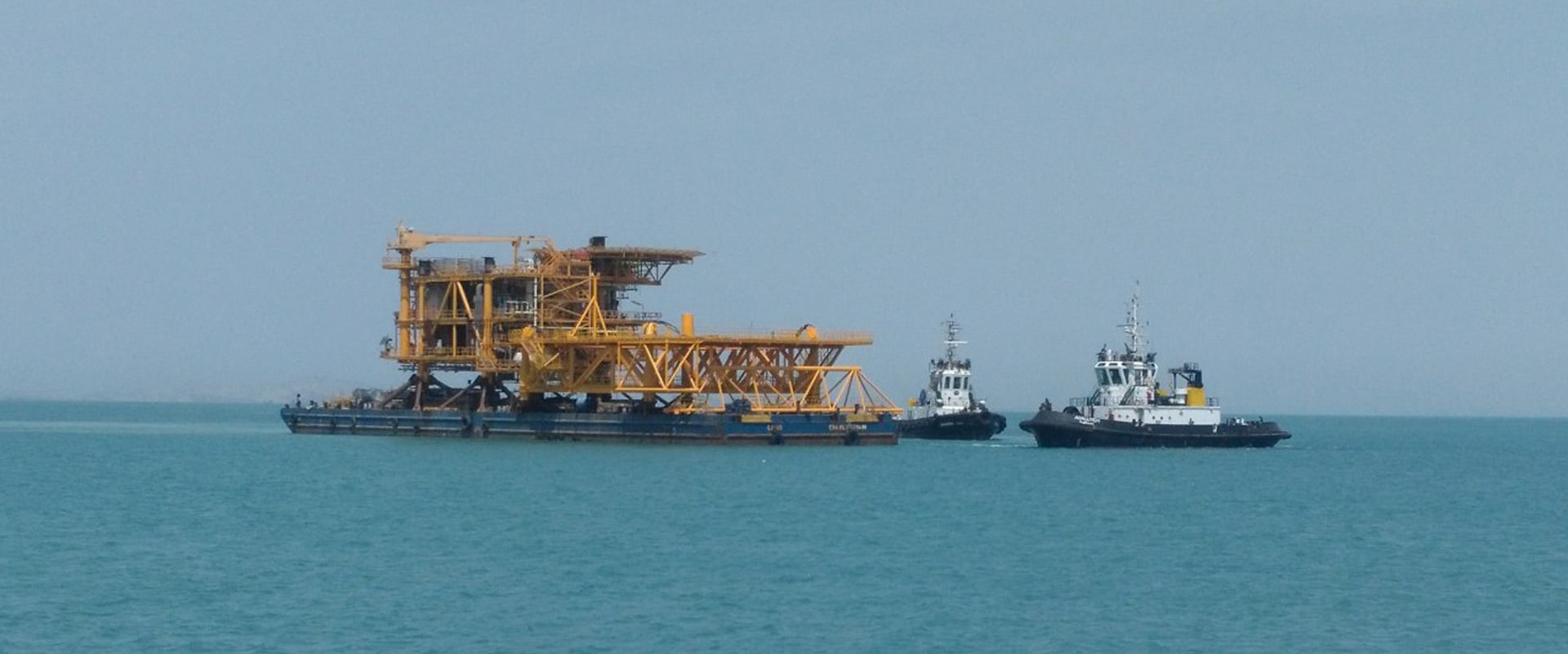 رفع پانچ، HOOKUP، تعمیرات و پیش راه اندازی سکوی F18 فروزان